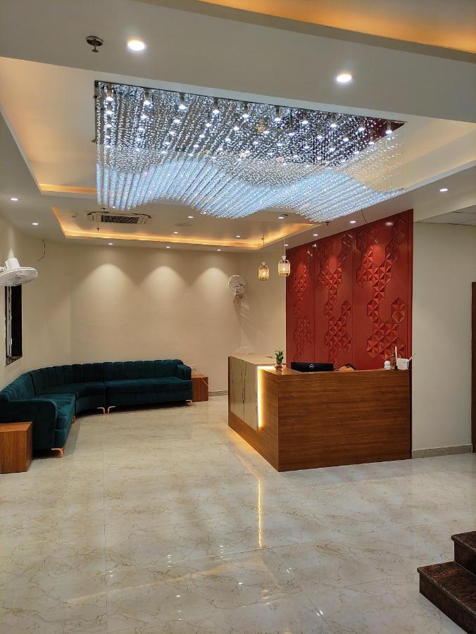 Hotel Satsang Grand 바라나시 외부 사진